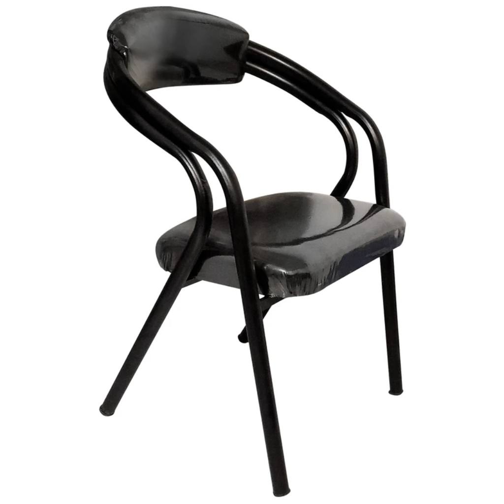 صندلی انتظار دیپلمات چرمی با میز قایقی | تجهیزات نمایشگاهی روبیک