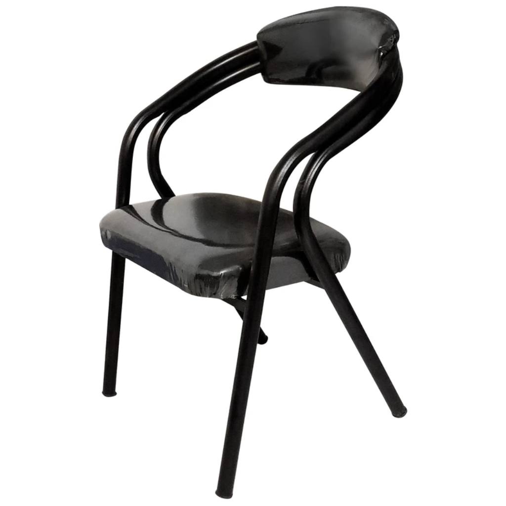 صندلی انتظار دیپلمات چرمی با میز قایقی | تجهیزات نمایشگاهی روبیک